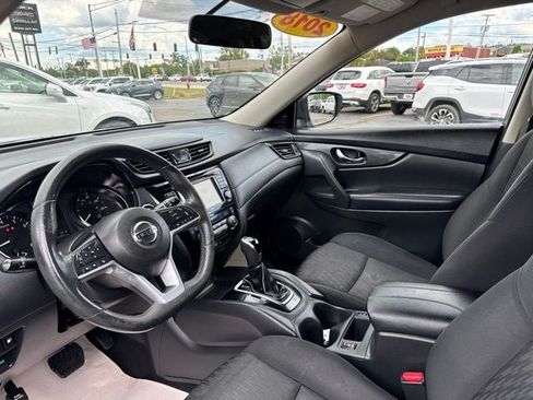 Used 2018 Nissan Rogue SV FWD image 10