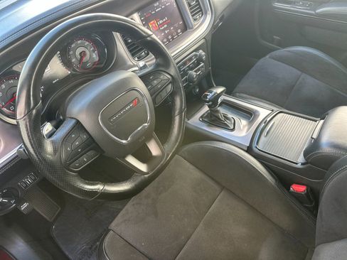 Used 2022 Dodge Charger GT w/ Plus Group RWD image 10