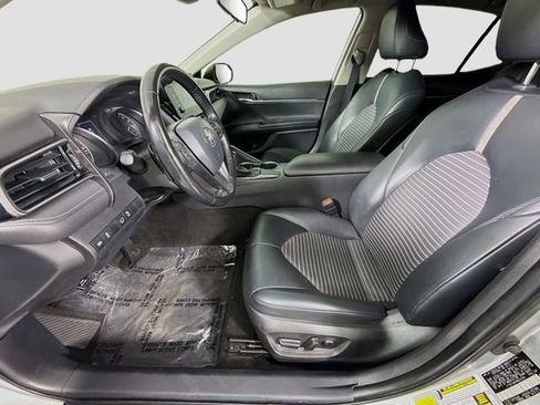 Certified 2021 Toyota Camry SE FWD image 19
