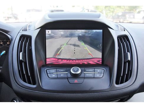Used 2019 Ford Escape SE FWD image 27