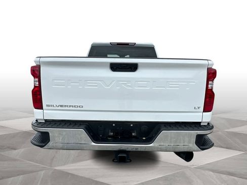 Used 2025 Chevrolet Silverado 2500 LT w/ Convenience Package AWD/4WD image 7