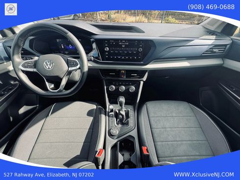 Used 2022 Volkswagen Taos SE image 21