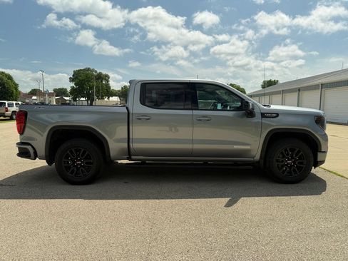 Used 2024 GMC Sierra 1500 Elevation w/ Elevation Premium Package AWD/4WD image 4