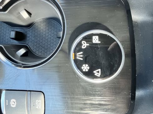 Used 2026 Nissan Rogue SL AWD/4WD image 28
