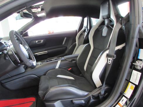 Used 2020 Ford Mustang Shelby GT500 w/ Carbon Fiber Track Pack image 13