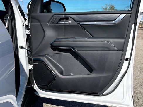 Certified 2025 GMC Acadia Elevation image 29