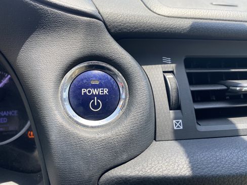 Used 2012 Lexus CT 200h Premium FWD image 21