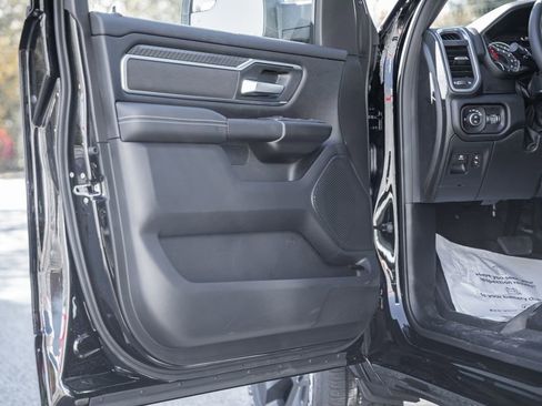 New 2026 RAM 1500 4x4 Crew Cab image 39