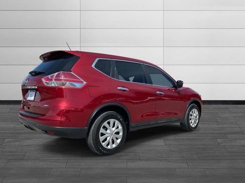Used 2015 Nissan Rogue S AWD/4WD image 3
