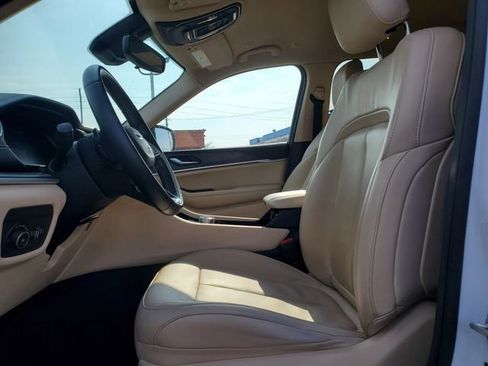 Used 2021 Jeep Grand Cherokee L Limited image 5