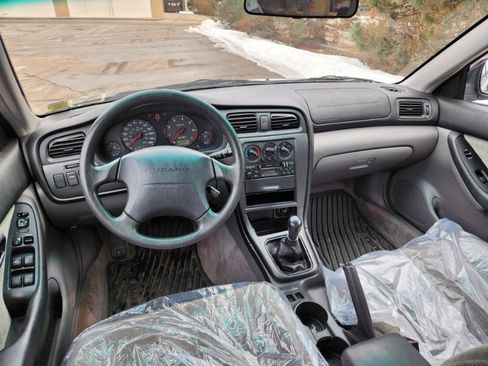 Used 2002 Subaru Legacy L image 24