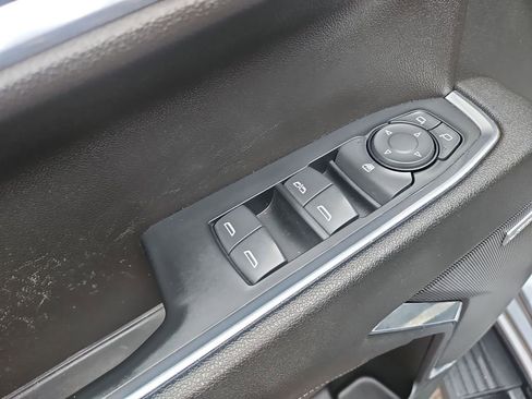 Used 2023 Chevrolet Silverado 1500 RST AWD/4WD image 11