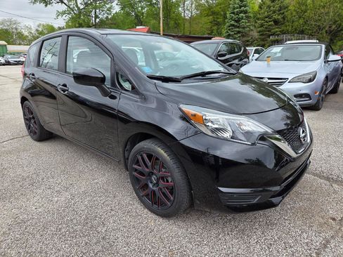 Used 2018 Nissan Versa Note SV FWD image 1