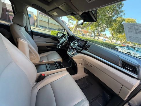 Used 2018 Honda Odyssey EX-L image 26