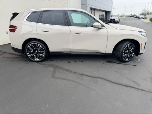 New 2026 BMW X3 xDrive30 w/ Premium Package image 7