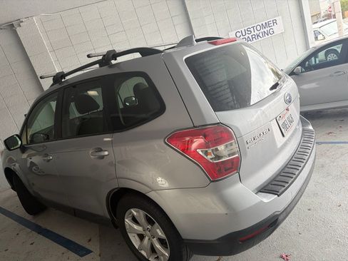Used 2016 Subaru Forester 2.5i Premium w/ All-Weather Package AWD/4WD image 13