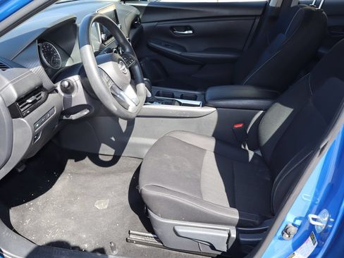 Used 2025 Nissan Sentra SV FWD image 15