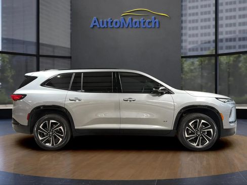 Used 2025 Buick Enclave Sport Touring w/ Super Cruise Package AWD/4WD image 13