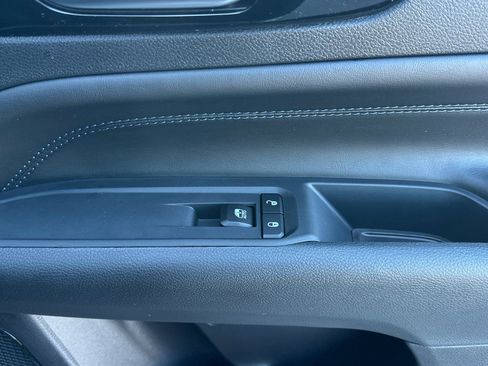 New 2026 Jeep Compass Latitude image 21