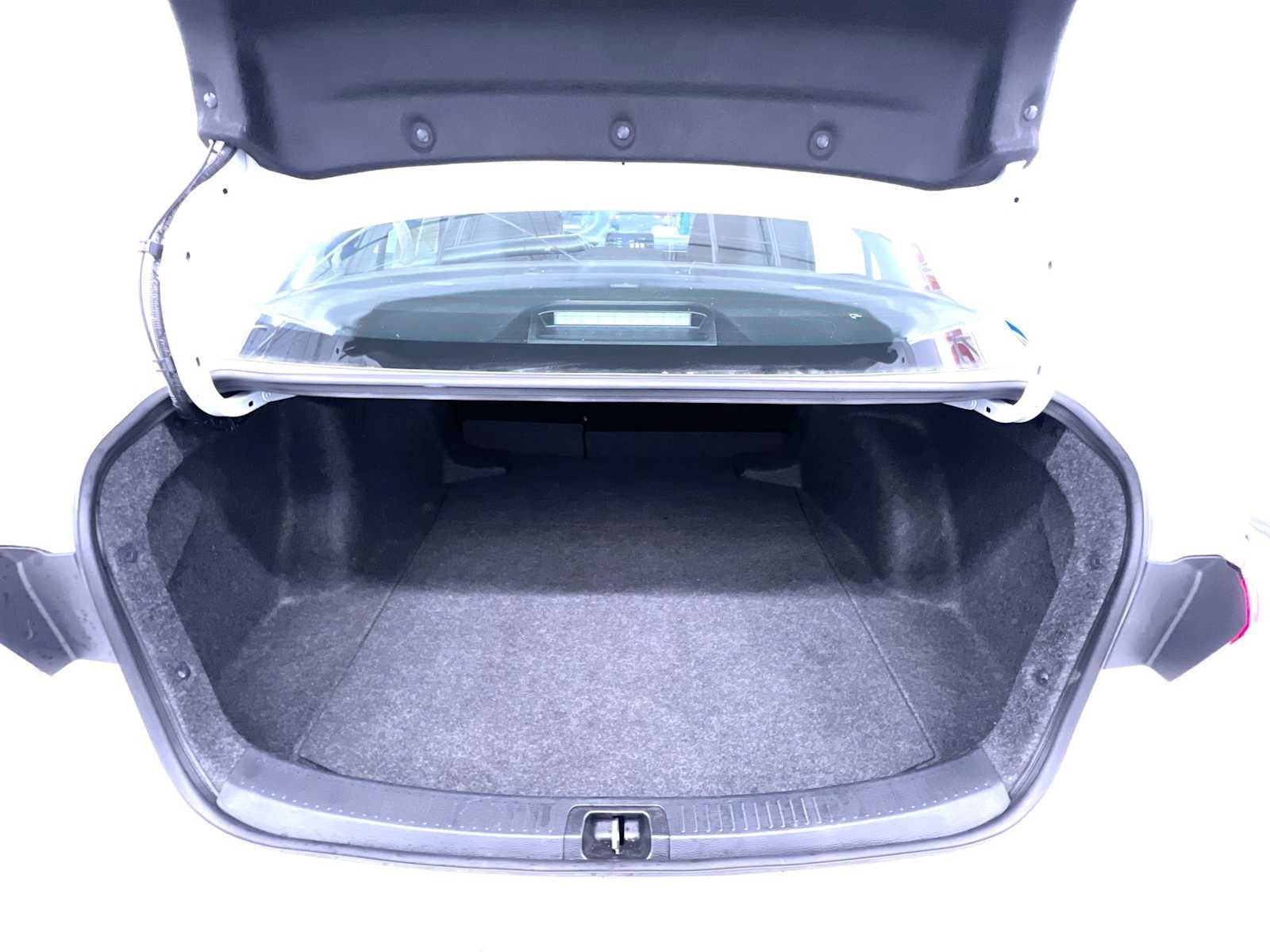 Used 2025 Toyota Corolla LE FWD image 40