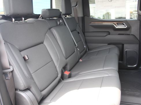 New 2026 Chevrolet Silverado 1500 LT Trail Boss w/ Safety Package AWD/4WD image 16