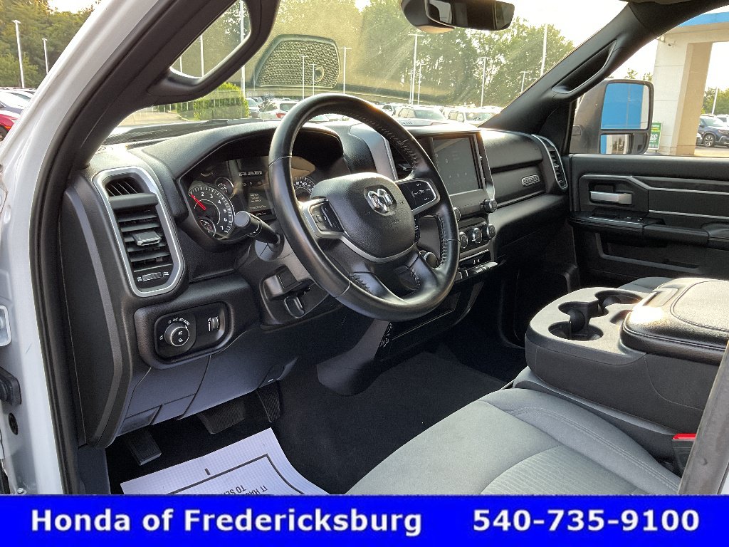 Used 2024 RAM 2500 Big Horn AWD/4WD image 28