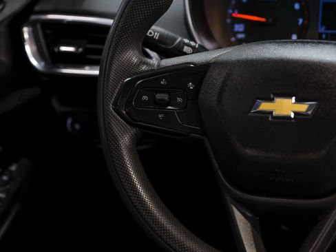 Used 2021 Chevrolet TrailBlazer LT w/ Sun and Liftgate Package FWD image 18