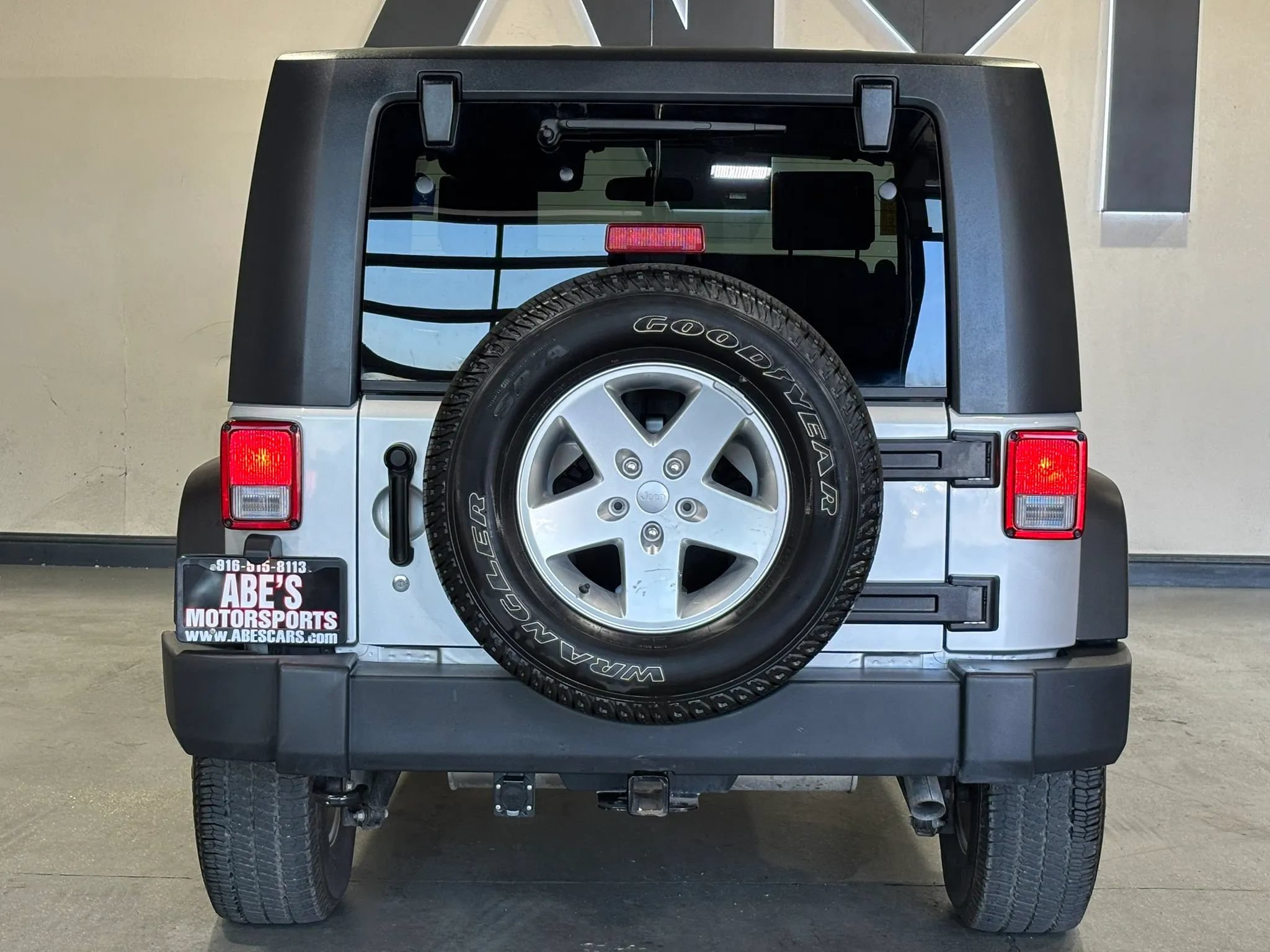 Used 2010 Jeep Wrangler Sport AWD/4WD image 8