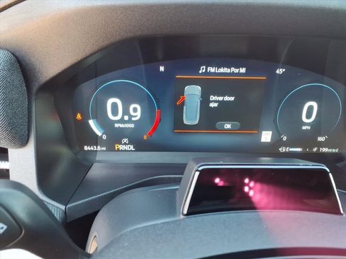 Used 2025 Ford Explorer ST-Line image 32