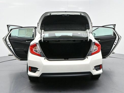 Used 2017 Honda Civic EX-T image 38