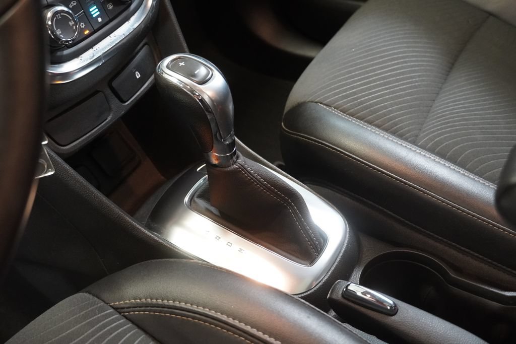 Used 2014 Buick Encore Convenience FWD image 21