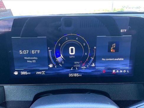 Used 2025 Chevrolet Traverse Z71 AWD/4WD image 13