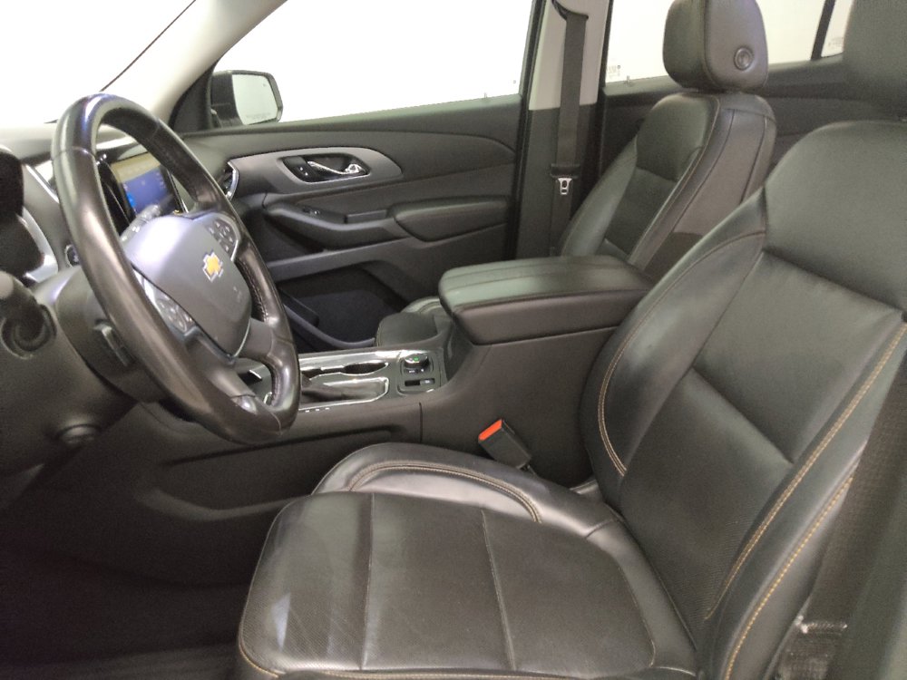 Used 2020 Chevrolet Traverse Premier w/ Redline Edition FWD image 17