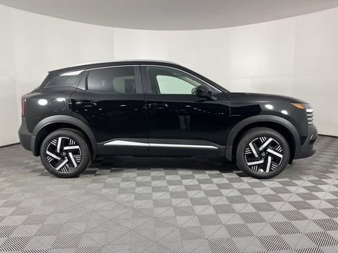 New 2026 Nissan Kicks SV image 11