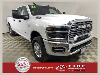 Used 2025 RAM 3500 Big Horn AWD/4WD video 1