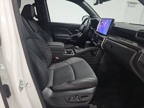 Used 2024 Toyota Tacoma TRD Off-Road w/ TRD Off Road Premium Package AWD/4WD image 8