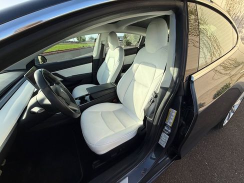 Used 2018 Tesla Model 3 Long Range AWD/4WD image 9