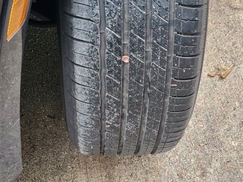 Used 2024 Chevrolet Blazer Premier w/ Driver Confidence II Package image 18