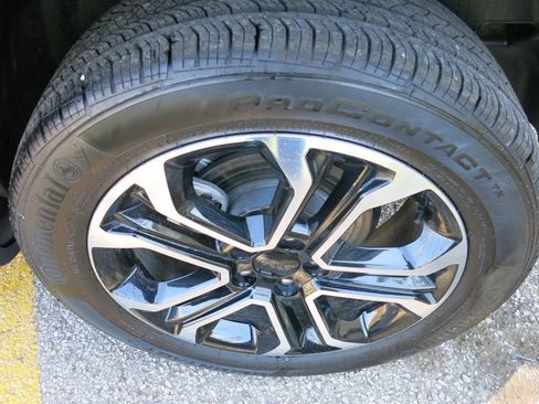 Used 2024 Jeep Compass Limited AWD/4WD image 32