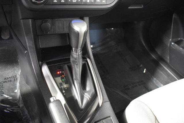 Used 2014 Toyota Corolla LE FWD image 21