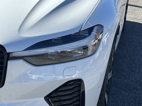 Used 2025 Volvo XC60 T8 Ultra w/ Protection Package Premier image 9