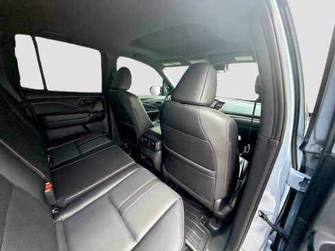 Certified 2024 Honda Ridgeline TrailSport image 30