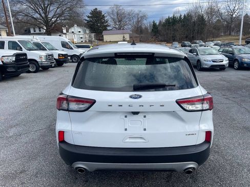 Used 2022 Ford Escape S AWD/4WD image 5