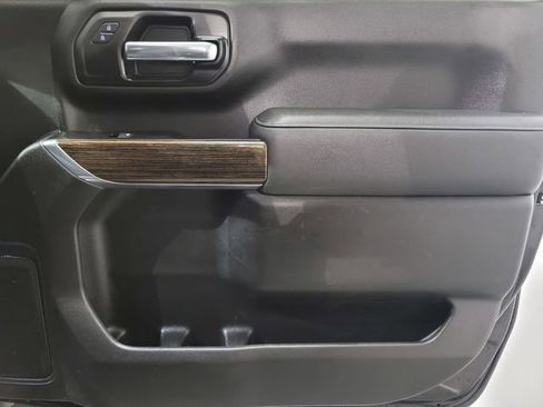 Used 2022 GMC Sierra 3500 SLE w/ SLE Convenience Package image 21