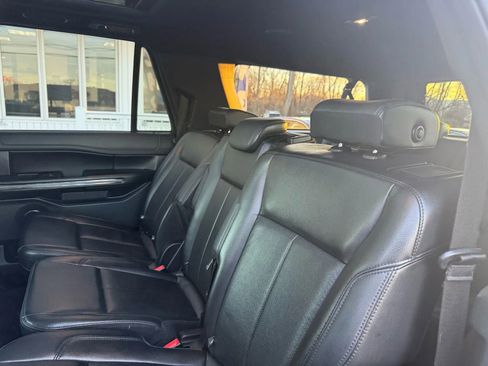 Used 2020 Ford Expedition Max XLT w/ Equipment Group 202A image 39