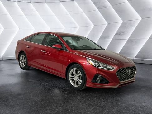 Used 2019 Hyundai Sonata SEL w/ Cargo Package FWD image 1