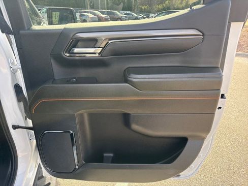 Used 2024 GMC Sierra 1500 AT4 w/ AT4 Premium Package image 41