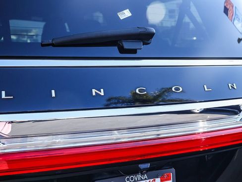 Used 2020 Lincoln Navigator L 2WD image 10