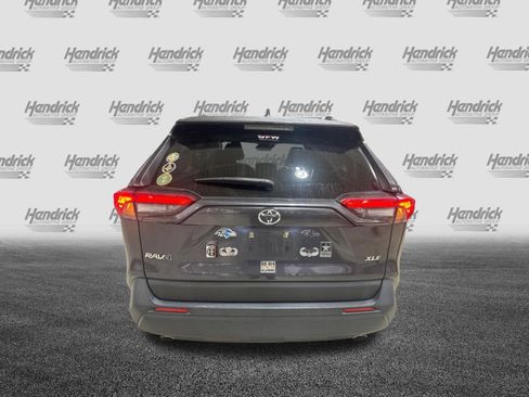 Used 2023 Toyota RAV4 XLE Premium FWD image 8