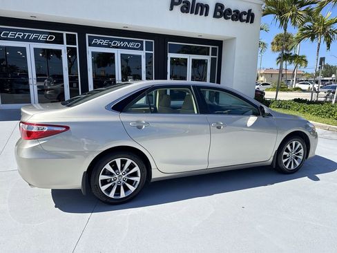 Used 2017 Toyota Camry FWD image 4